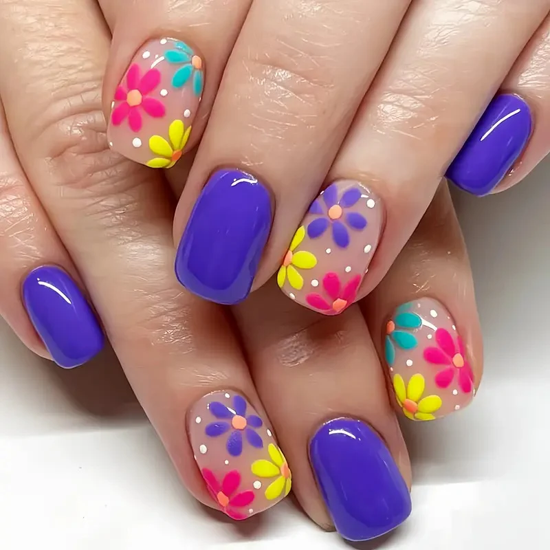 Blumenmuster-Nagelkunst-Set Karnz