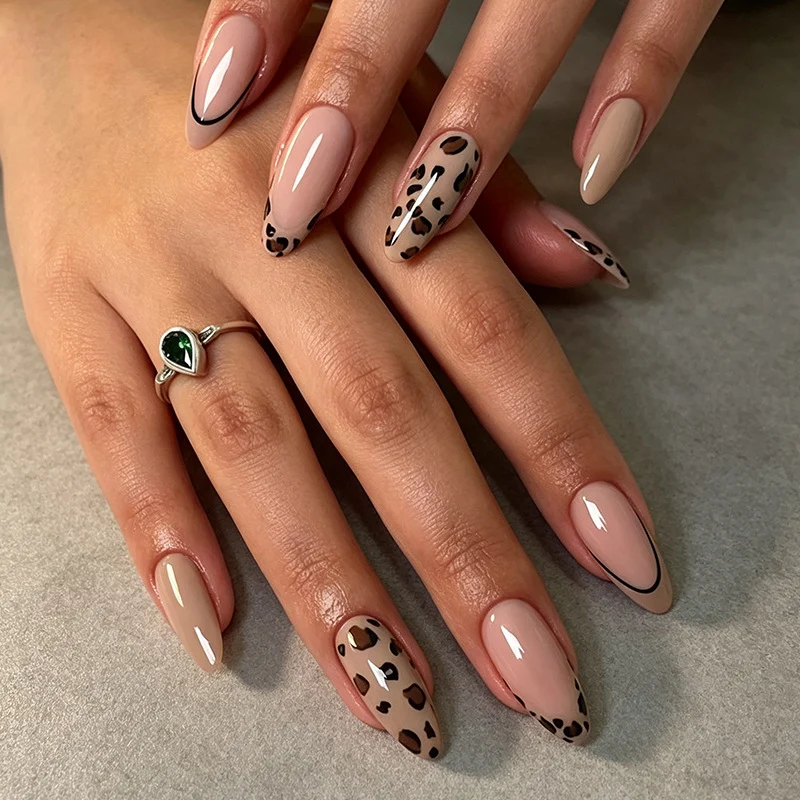 Glamorous Leopard Print Nail Art Enhancements Stornfield
