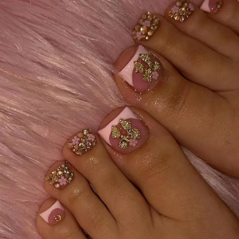 Florales Nageldesign Verbesserungen Karnz