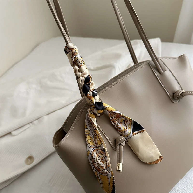 Elegante Schal-Akzent-Handtasche