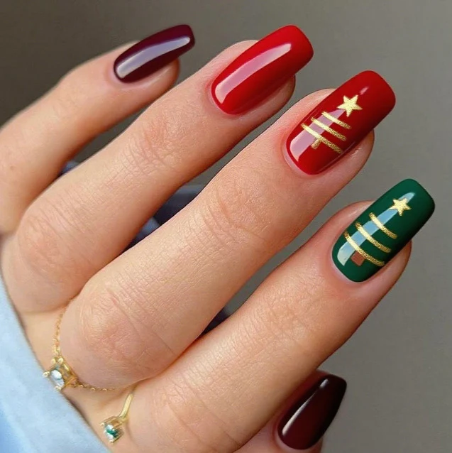 Festliche Nagelkunst Karnz