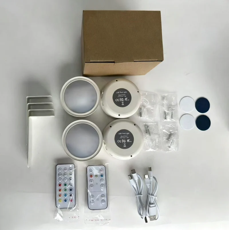 Wall lamp with motion sensor and LED