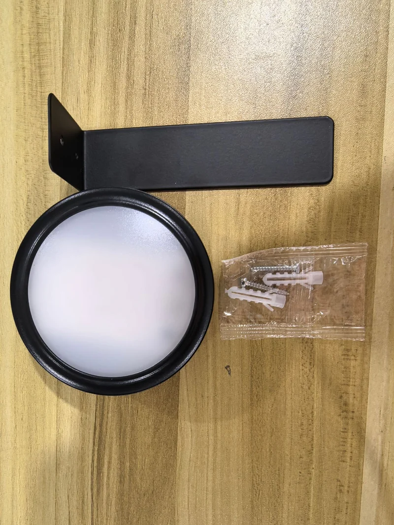 Wall lamp with motion sensor and LED