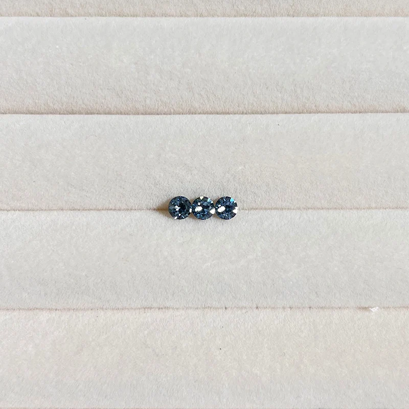 Titan Piercing bar with internal thread