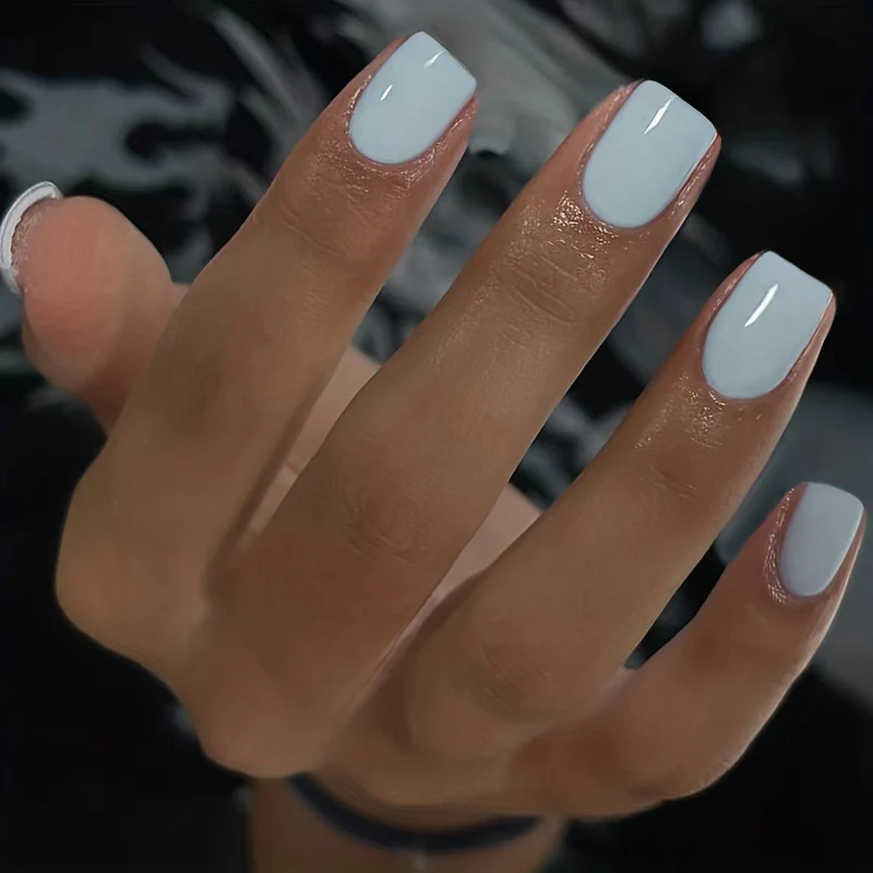 Smooth Glossy Nail Polish Stornfield