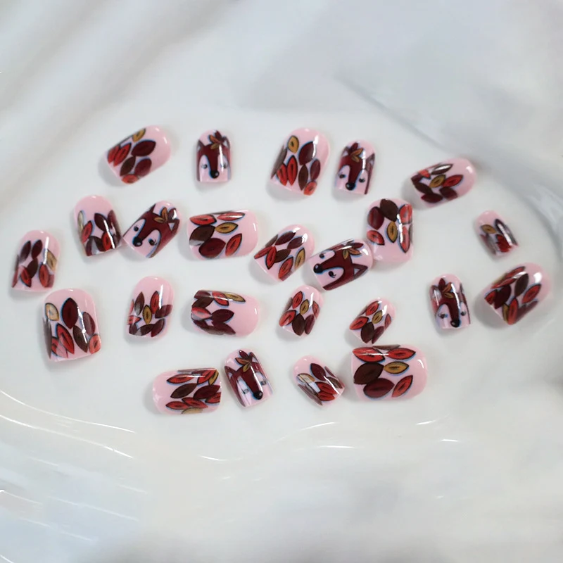 Seasonal Fox-Inspired Nail Art Stornfield