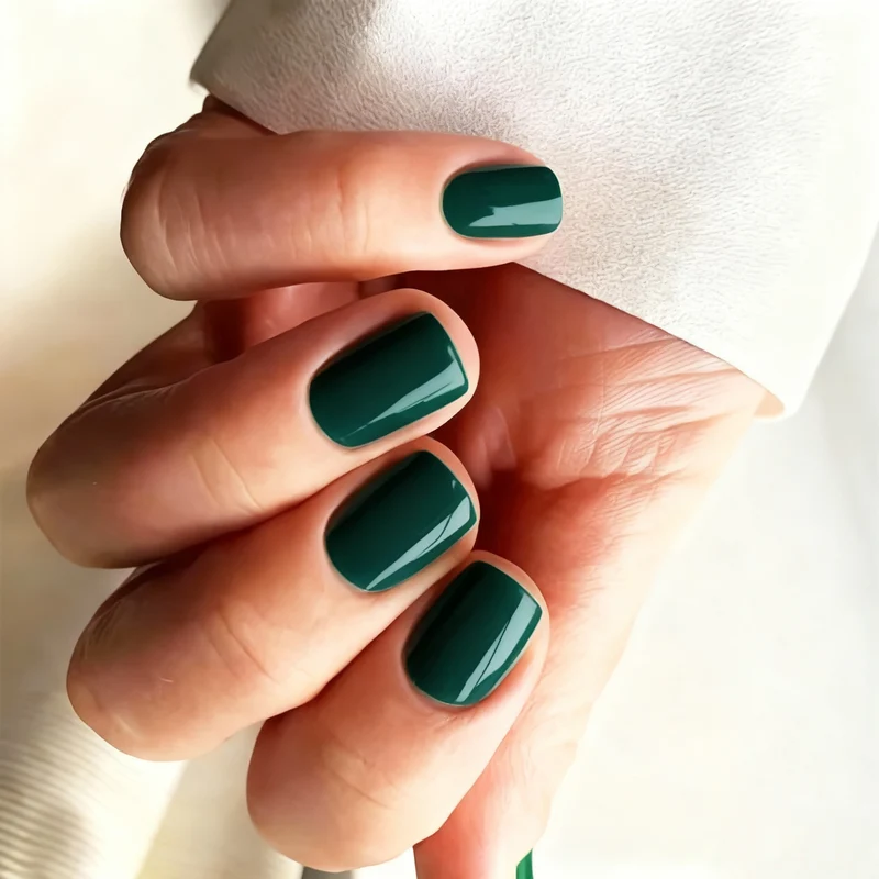 Premium Long-Lasting Nail Polish Stornfield