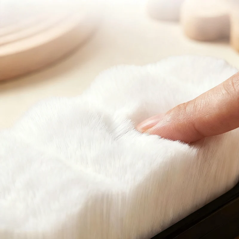 Soft shoe polishing brush made of nanofibers