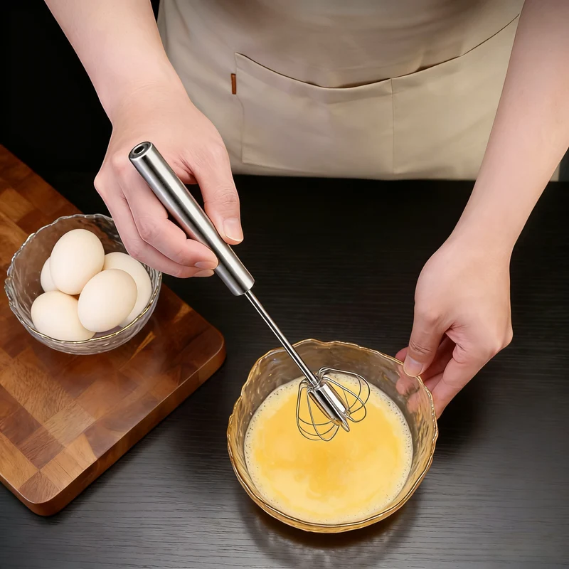 Half-automatic whisk made of stainless steel