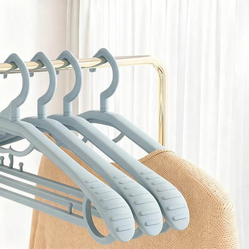 Plastic hanger, non-slip, scratch-free