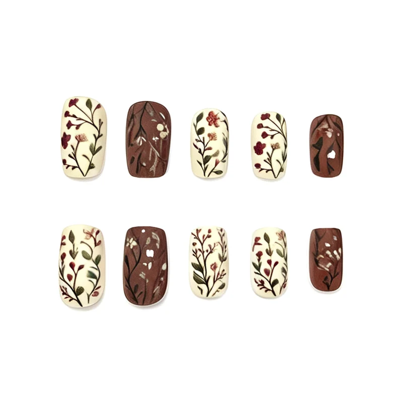 Blumeninspirierte Gel-Nail-Art Karnz