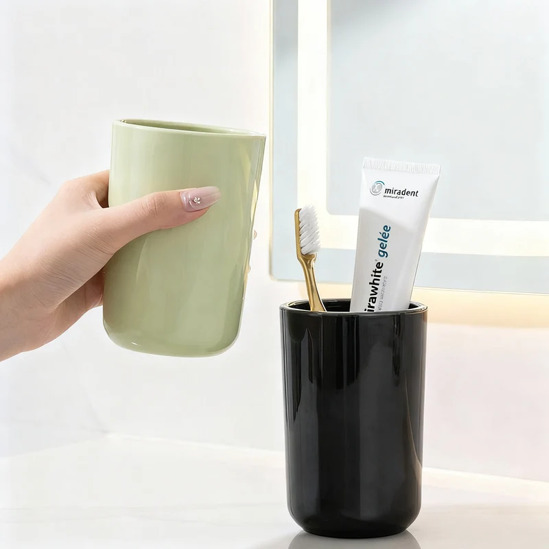 Portable toothbrush cup made of plastic