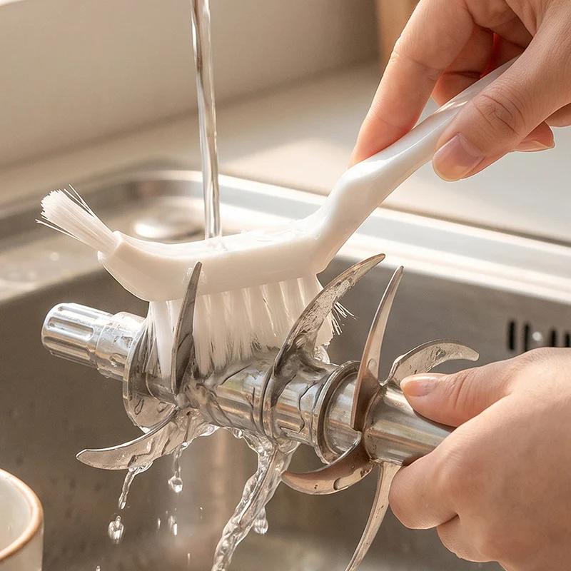 Special brush for kitchen machines and mixers
