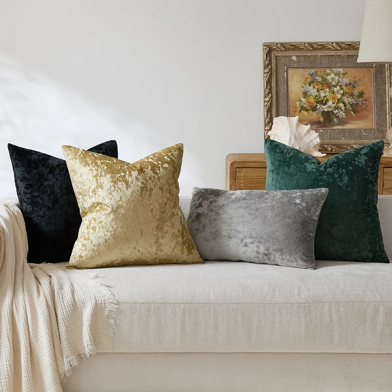 Luxurious Crushed Velvet Square Cushion Cover with Plush Faux-Fur Texture and Invisible Zip
