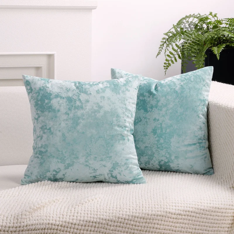 Luxurious Crushed Velvet Square Cushion Cover with Plush Faux-Fur Texture and Invisible Zip