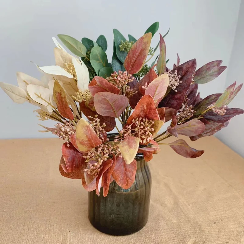 Decorative Botanical Leaf Bouquet