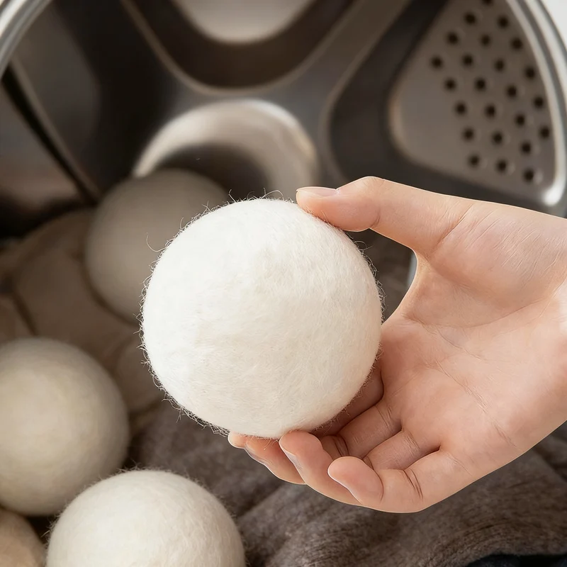 Wool balls for the dryer