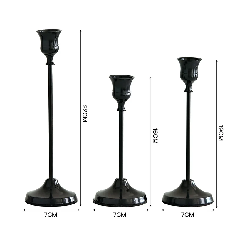 Elegante goldene Kerzenhalter Set