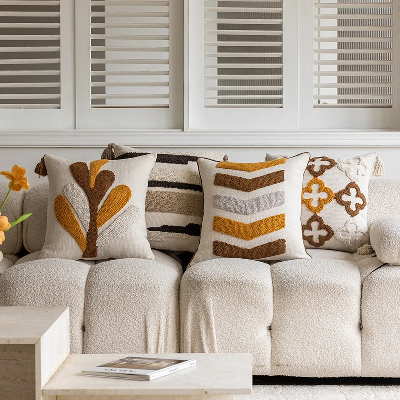 Tufted Quatrefoil Cotton Throw Pillow Cover with Corner Tassels and Hidden Zipper