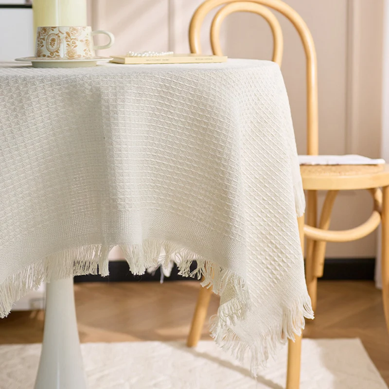 Round Textured Waffle-Weave Fringe Tablecloth with Tassel Edge