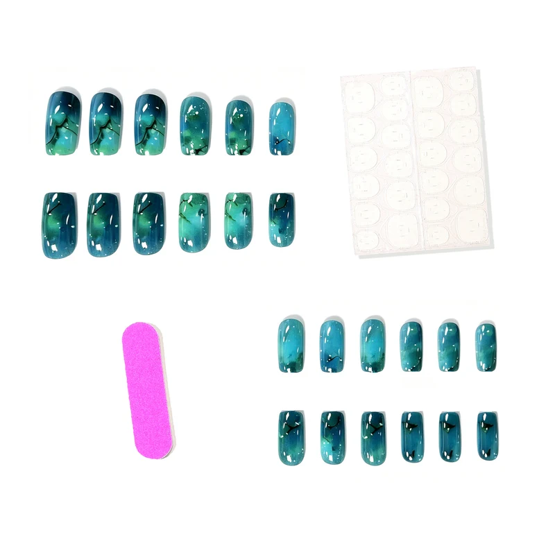 Künstlerisch vom Ozean inspirierten Nail Art Karnz