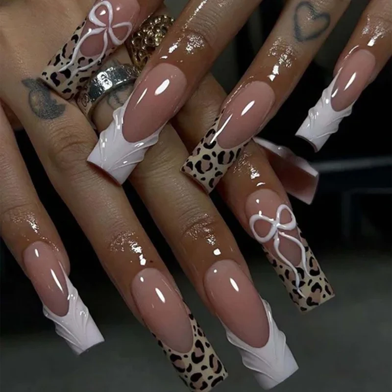 Elegante 3D Leopard Druck Nagel Kunst Verbesserungen Karnz