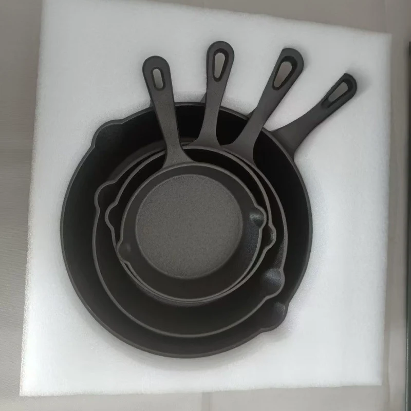 Cast Iron Pot Set, 3 or 4 pieces, 14–26 cm