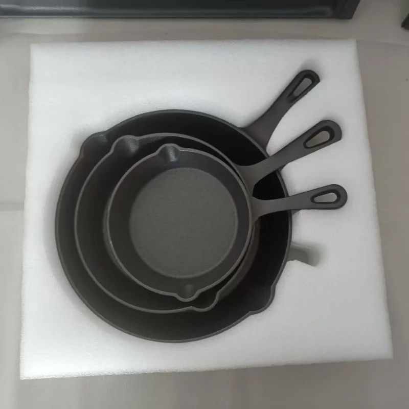 Cast Iron Pot Set, 3 or 4 pieces, 14–26 cm