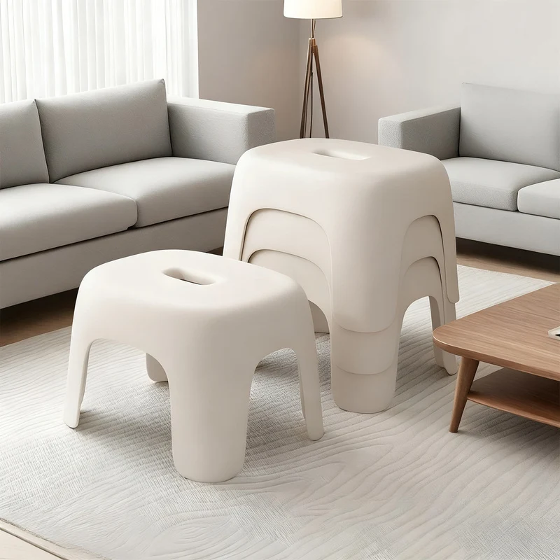 Plastic stool, non-slip, in two sizes