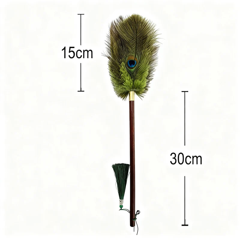 Feather duster made of ostrich feathers, extensible