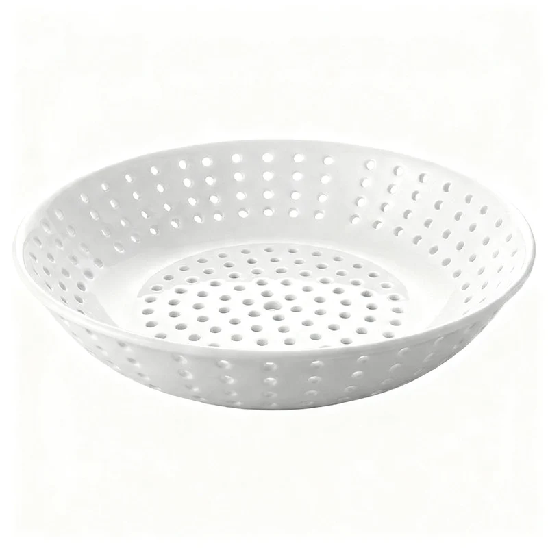 Ceramic steam plate with fine pores for steaming