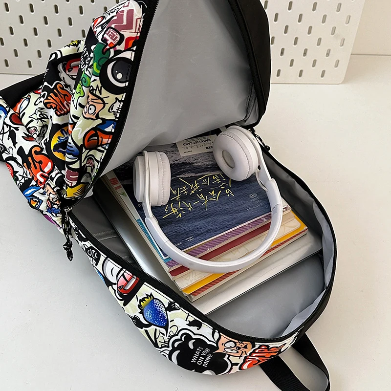 Trendy Graphic Print Backpack Stornfield