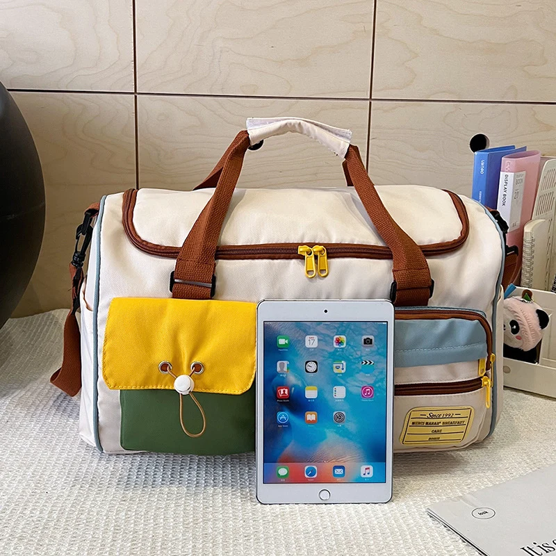 Spacious Multi-Pocket Travel Duffle Bag Stornfield