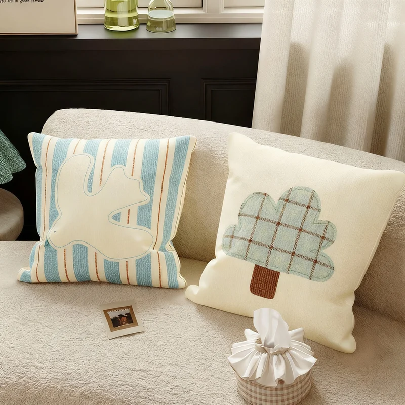 Decorative cushions with filling, plush, square