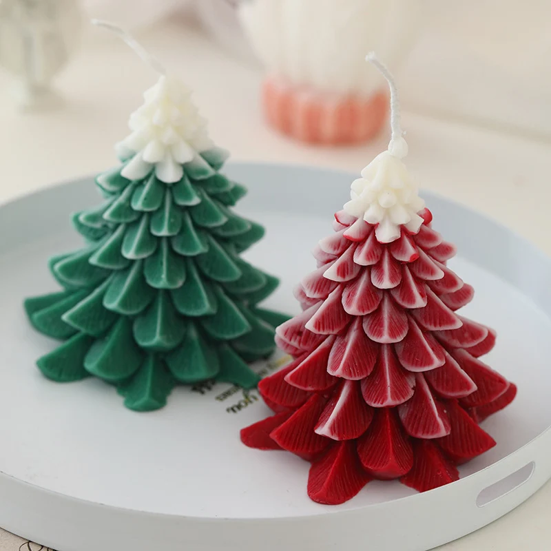 Handcrafted Ombre Petal-Scale Mini Tree Decorative Soy Wax Candle