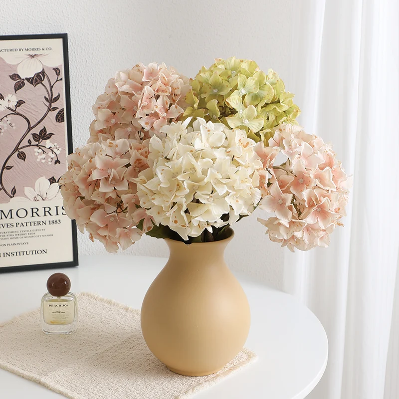 Artificial Hydrangea Flower Bouquet with Realistic Details