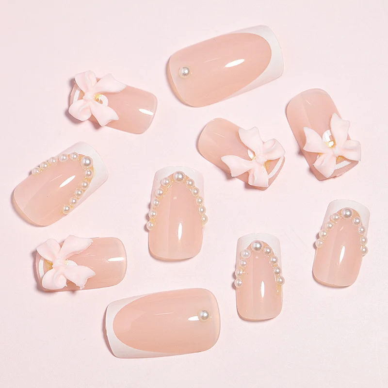 Elegante dekorative Press-On-Nagelset Karnz