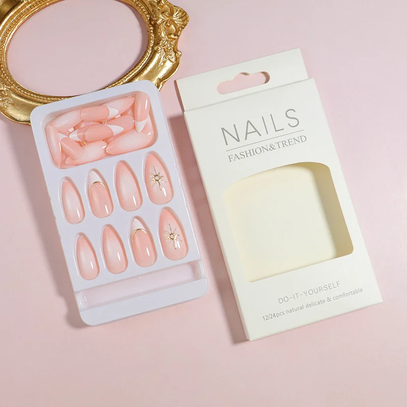 DIY Elegantes Aufklebenägel-Set Karnz
