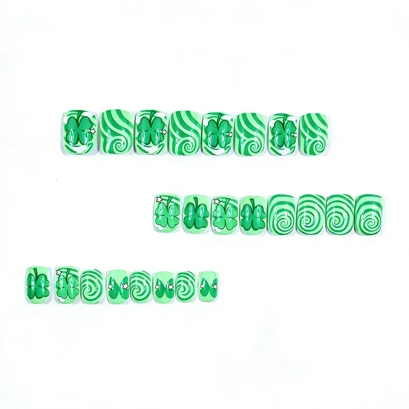 Festive Shamrock Nail Art Stornfield