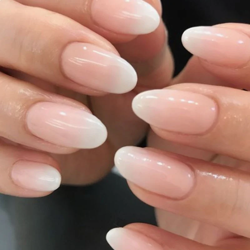 Ombre Falsche Nagelset Karnz