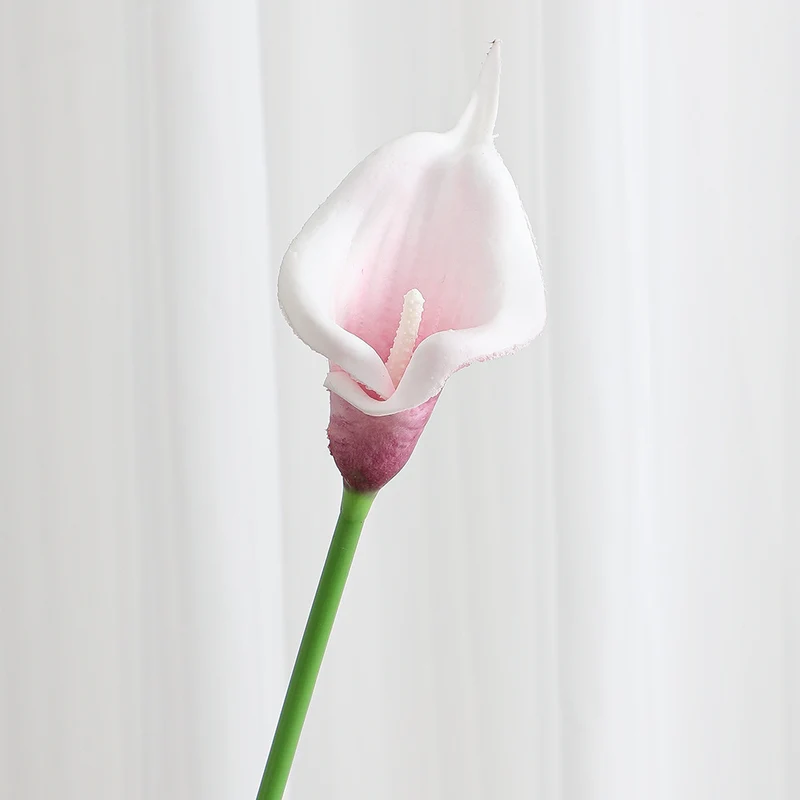 Artificial Calla Lily with meticulous craftsmanship