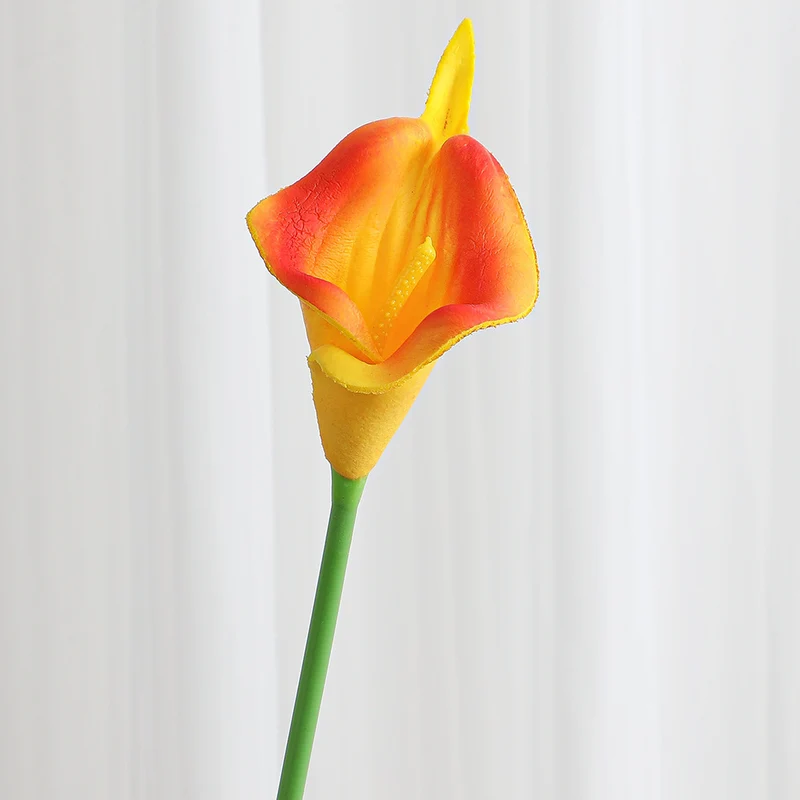 Artificial Calla Lily with meticulous craftsmanship