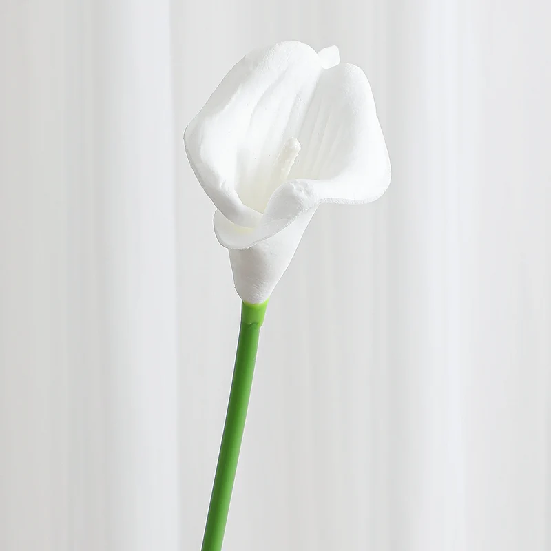 Artificial Calla Lily with meticulous craftsmanship
