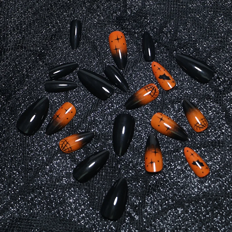 Halloween-Themen Press-On Nagelkunst-Set Karnz