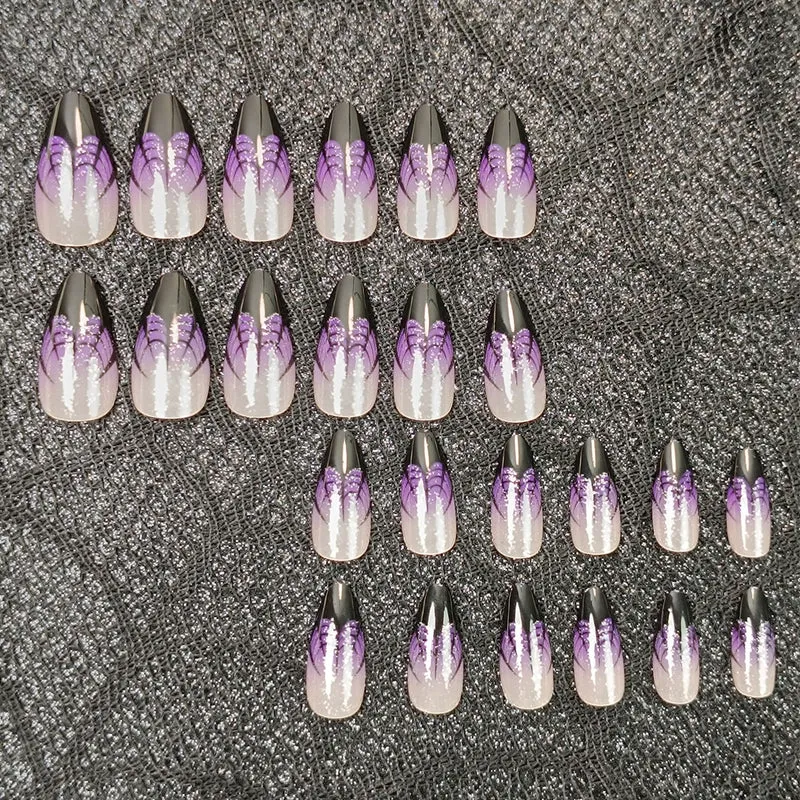 Künstlerische Stiletto Press-On Nägel mit Spinnenweben-Design Karnz