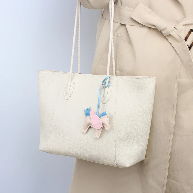 Stylische Schultertasche