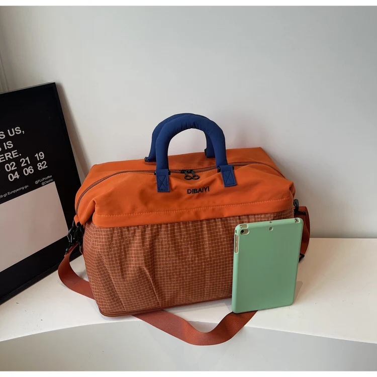 Spacious Utility Travel Bag Stornfield