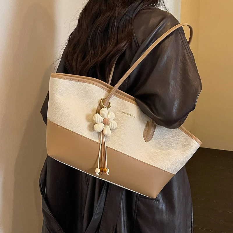 Strukturierte Leder-Tote-Tasche