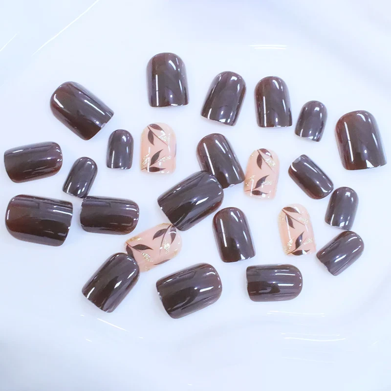 Elegant Nail Art Design Stornfield 1789915642
