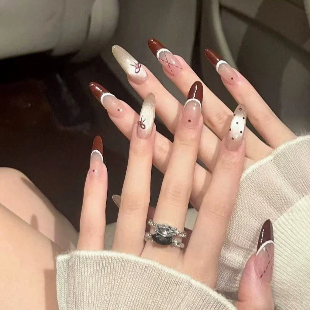 Elegant Long-Lasting Nail Art Extensions Stornfield